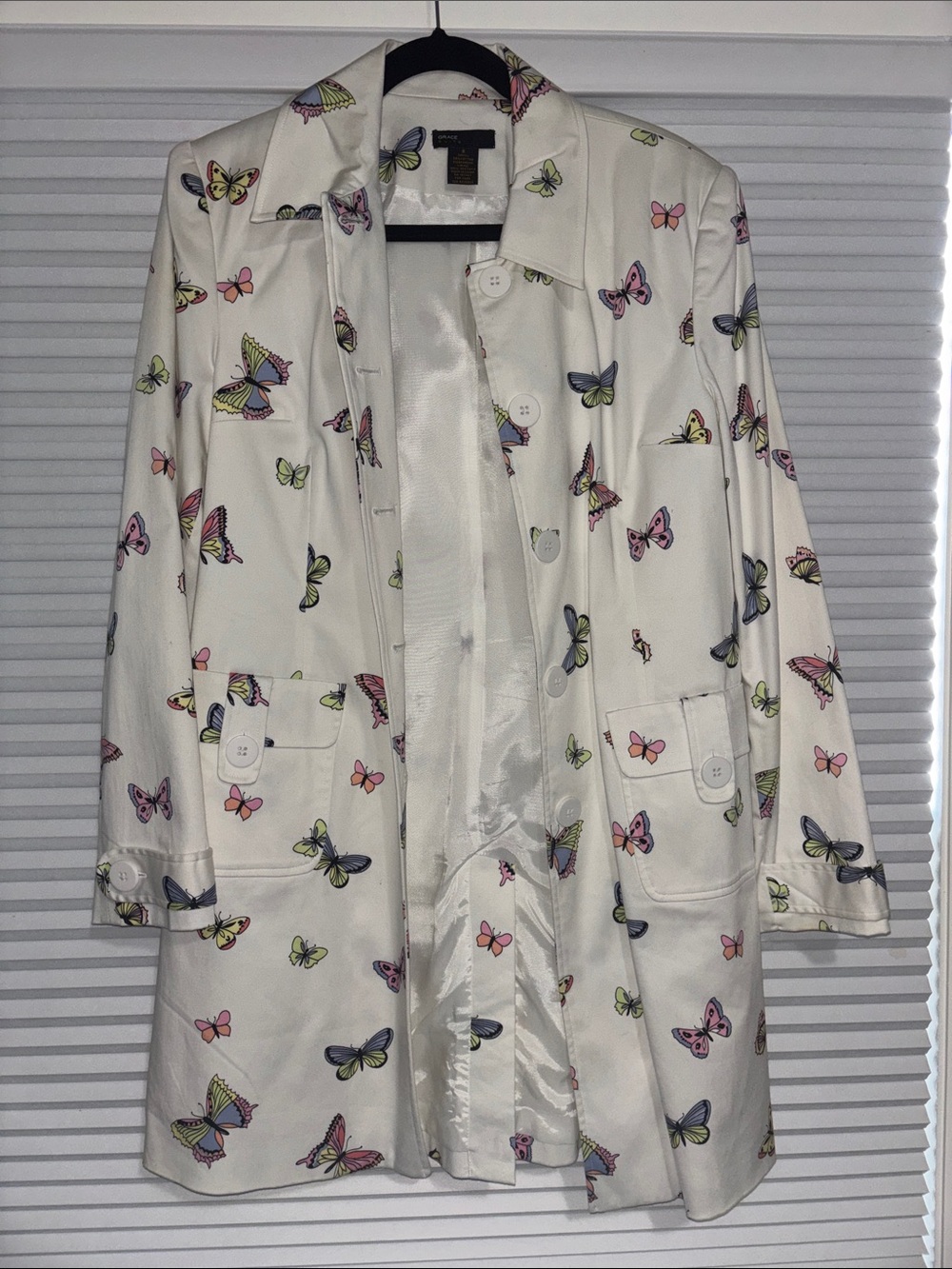 Grace White Blazer with Multicolor Butterfly Print
